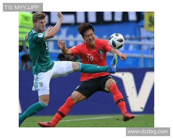 韩国酒吧内足球明星醉酒狂欢视频引发热议网友热评不断